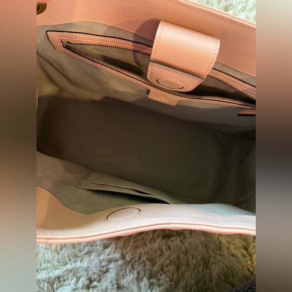 Authentic Gucci Marmont Apollo Chevron Tote Shoulder Crossbody Bag - Picture 4 of 15